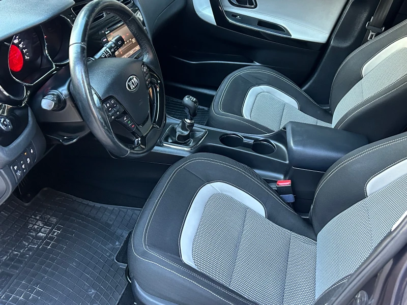 Kia Ceed 1, 6CRDI 128К, снимка 9 - Автомобили и джипове - 53112908