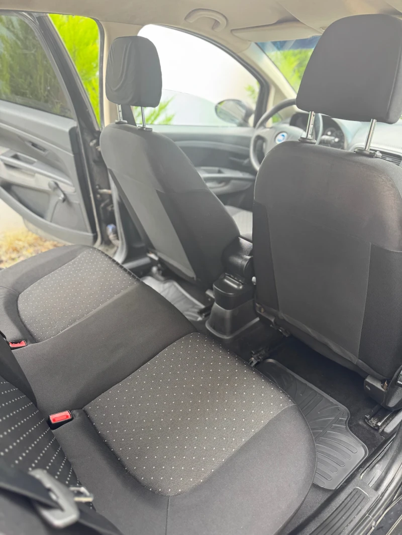 Fiat Punto 1.4 ГАЗ. ИНЖ., снимка 7 - Автомобили и джипове - 53478147