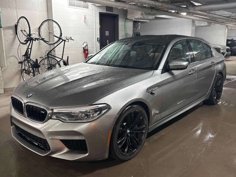 BMW M5 * CARFAX * HARMAN KARDON* КАРБОНОВ ТАВАН* 