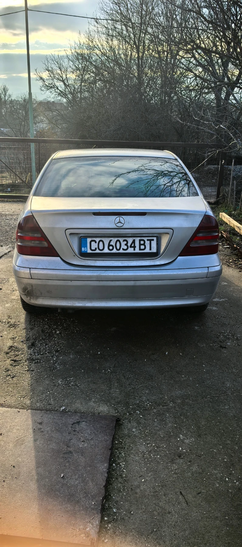 Mercedes-Benz 200, снимка 4 - Автомобили и джипове - 48369615