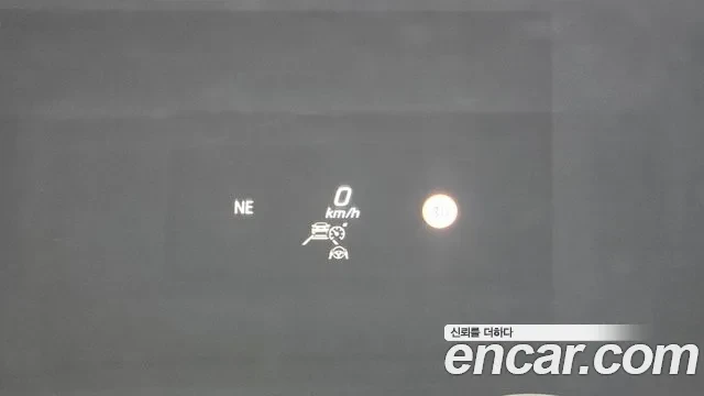 Mercedes-Benz E 220 4MATIC AMG Line, снимка 9 - Автомобили и джипове - 54098740