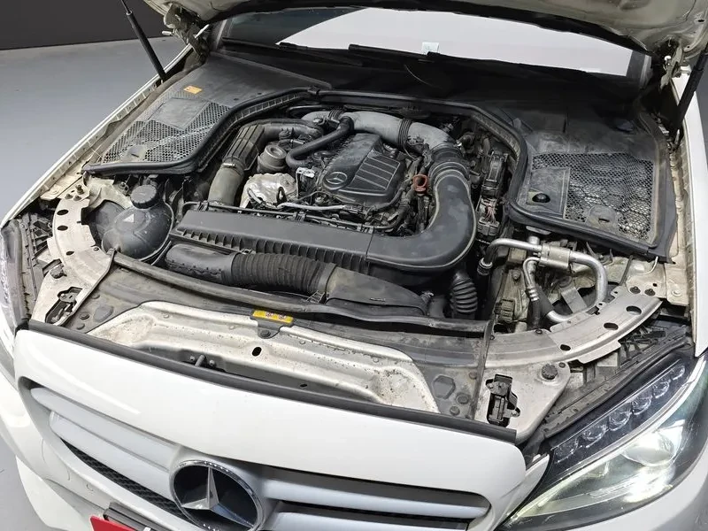 Mercedes-Benz C 200 2.0, снимка 6 - Автомобили и джипове - 54278075