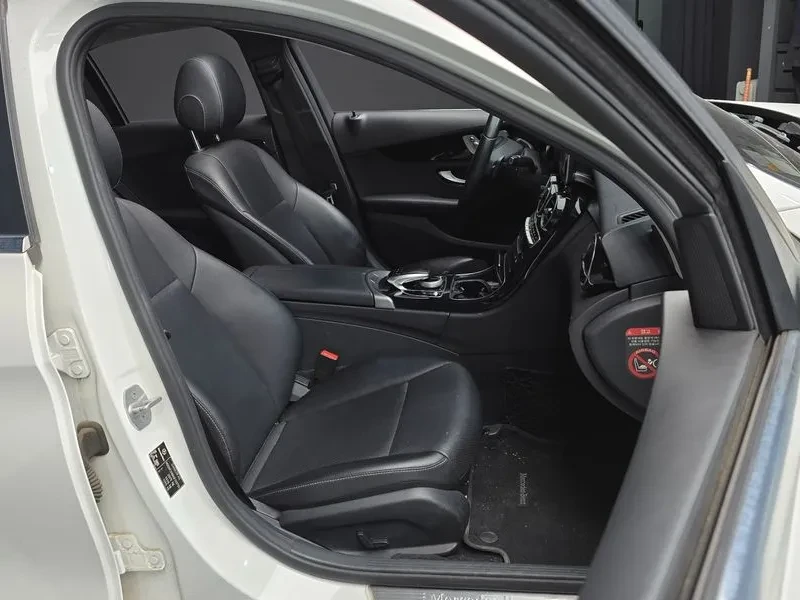 Mercedes-Benz C 200 2.0, снимка 12 - Автомобили и джипове - 54278075