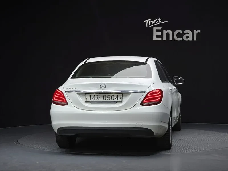 Mercedes-Benz C 200 2.0, снимка 4 - Автомобили и джипове - 54278075