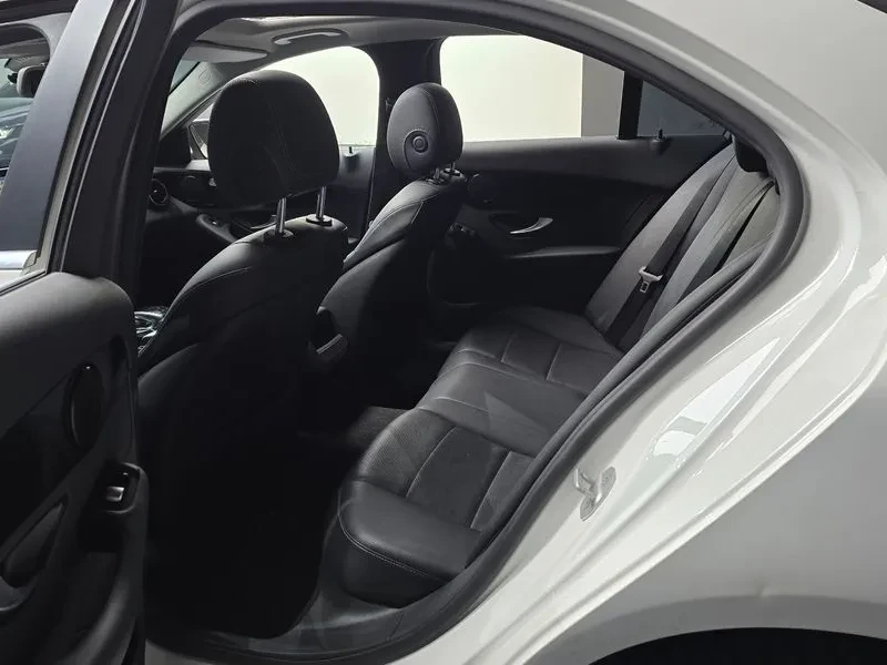 Mercedes-Benz C 200 2.0, снимка 11 - Автомобили и джипове - 54278075