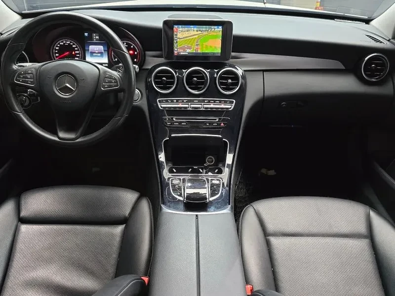 Mercedes-Benz C 200 2.0, снимка 7 - Автомобили и джипове - 54278075