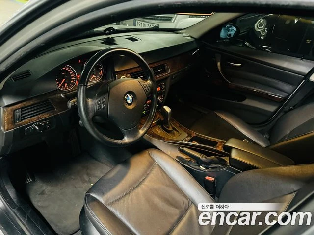 BMW 320, снимка 10 - Автомобили и джипове - 56077684