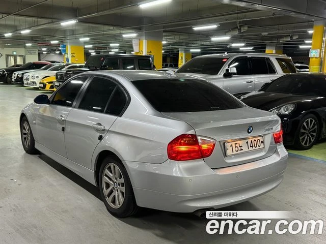 BMW 320, снимка 4 - Автомобили и джипове - 56077684