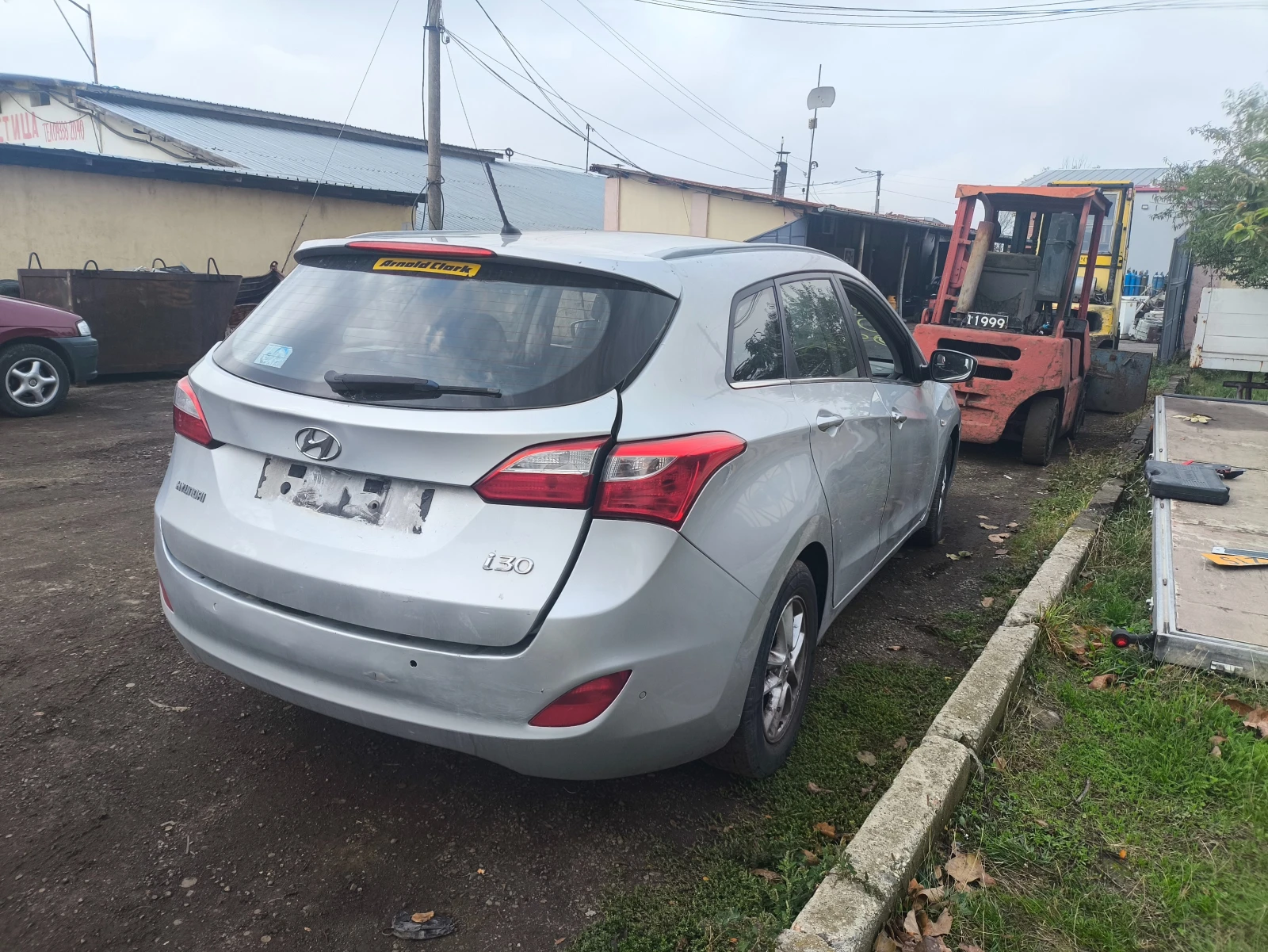 Hyundai I30 1.6crdi - изображение 6