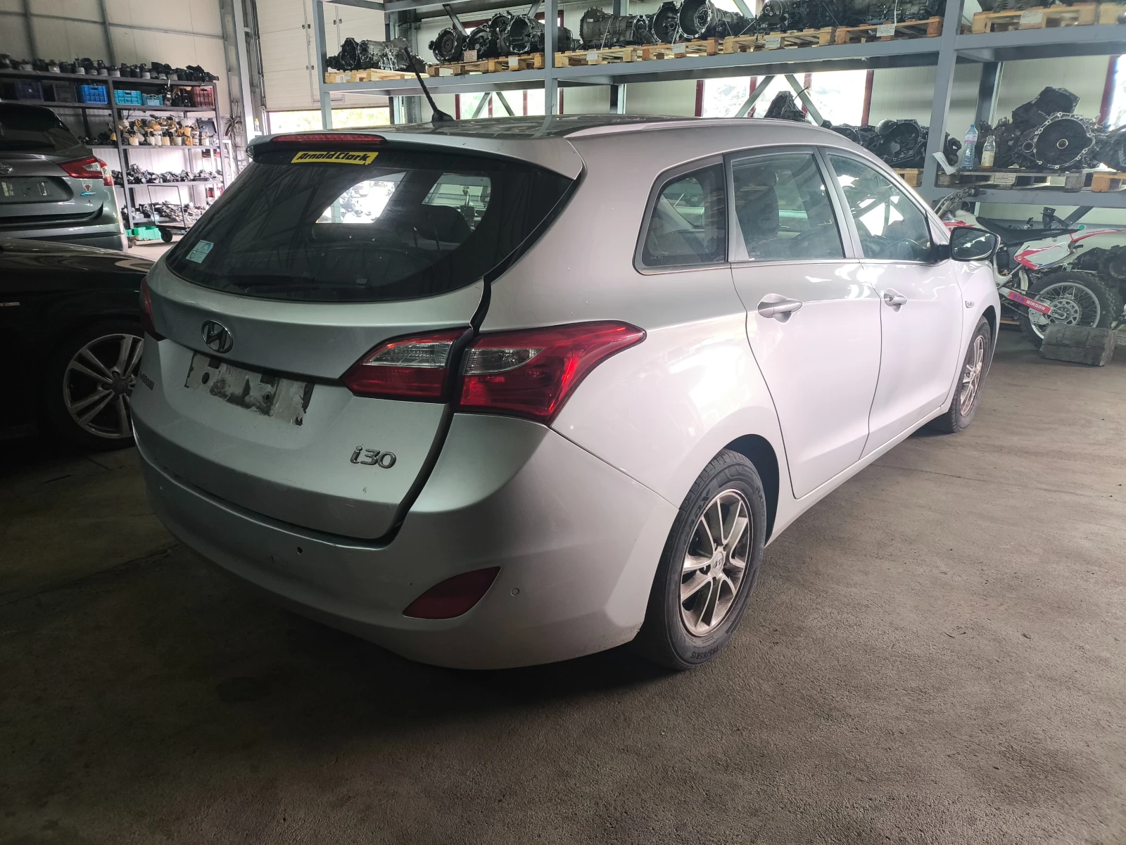 Hyundai I30 1.6crdi - изображение 4