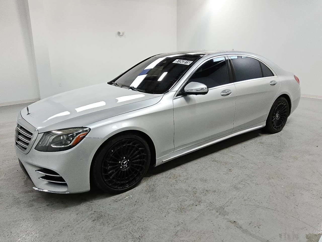 Mercedes-Benz S 560  - изображение 3