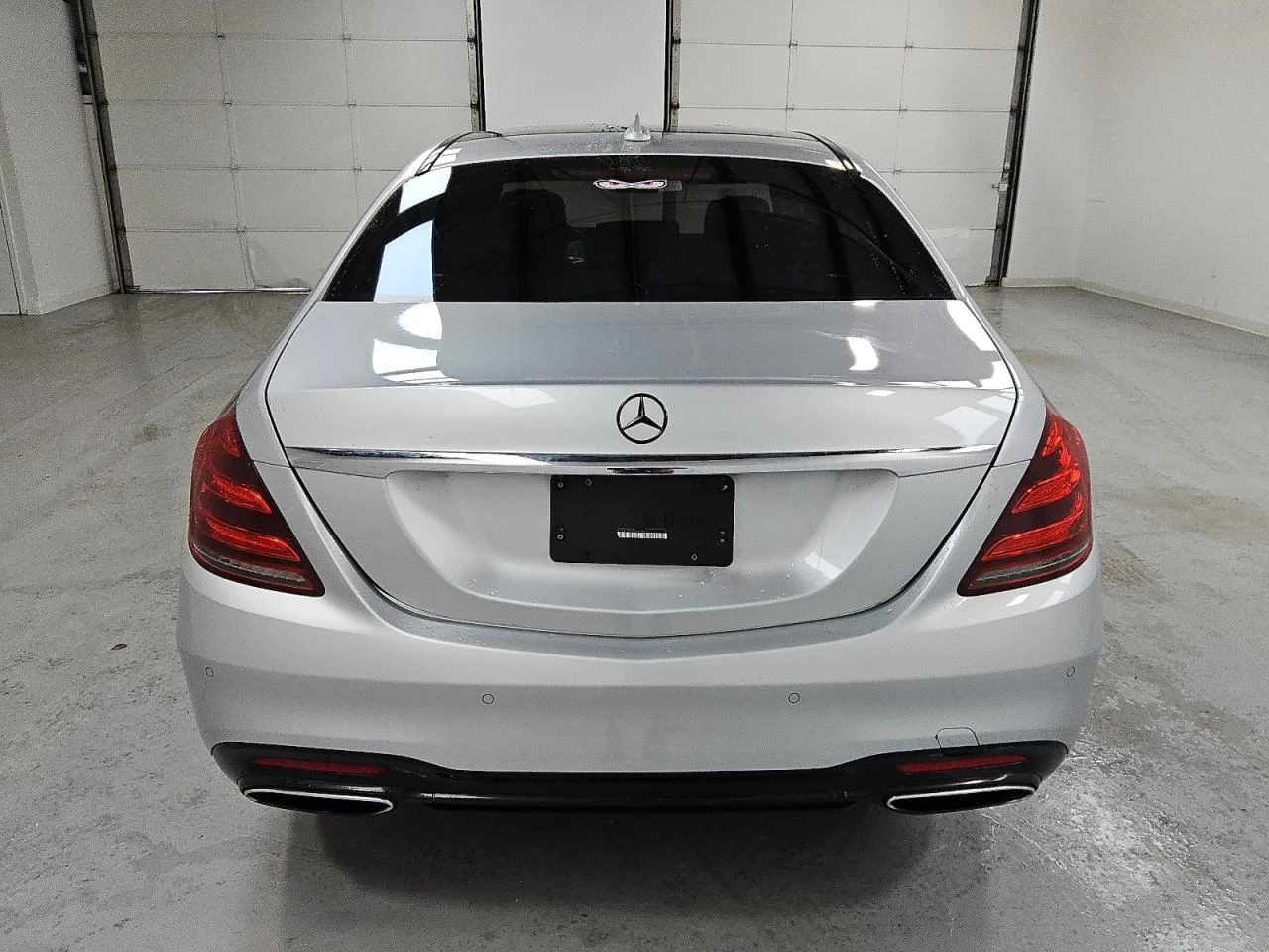 Mercedes-Benz S 560  - изображение 6