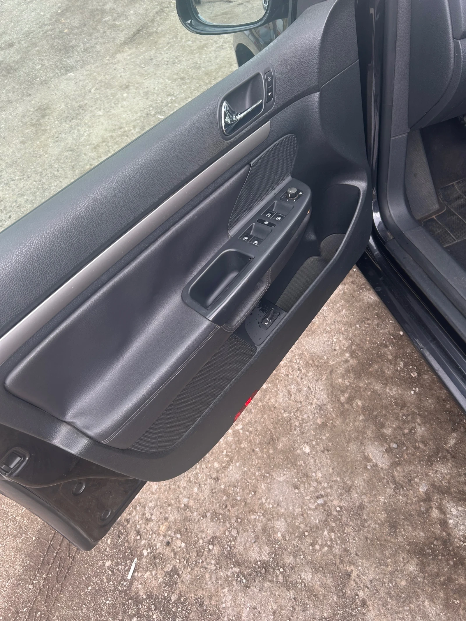 VW Golf 2.0 140 2006 кожа - изображение 6