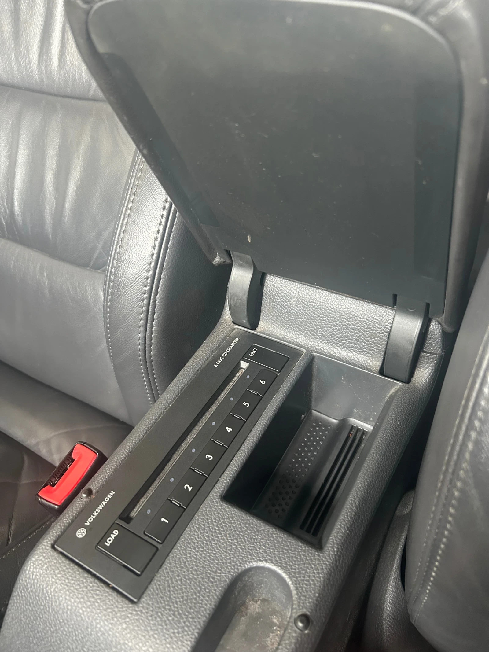 VW Golf 2.0 140 2006 кожа - изображение 10