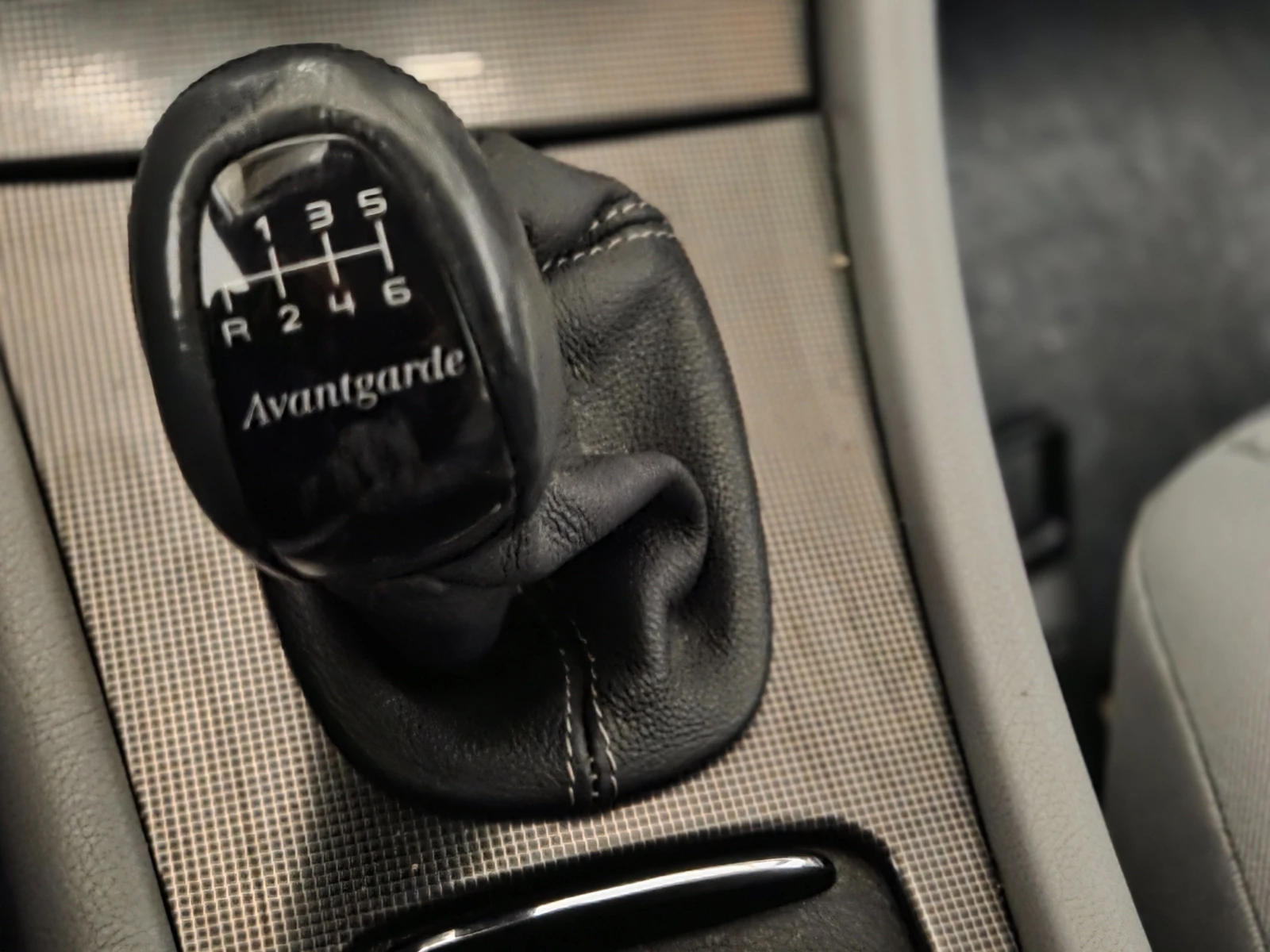 Mercedes-Benz C 180  - изображение 10