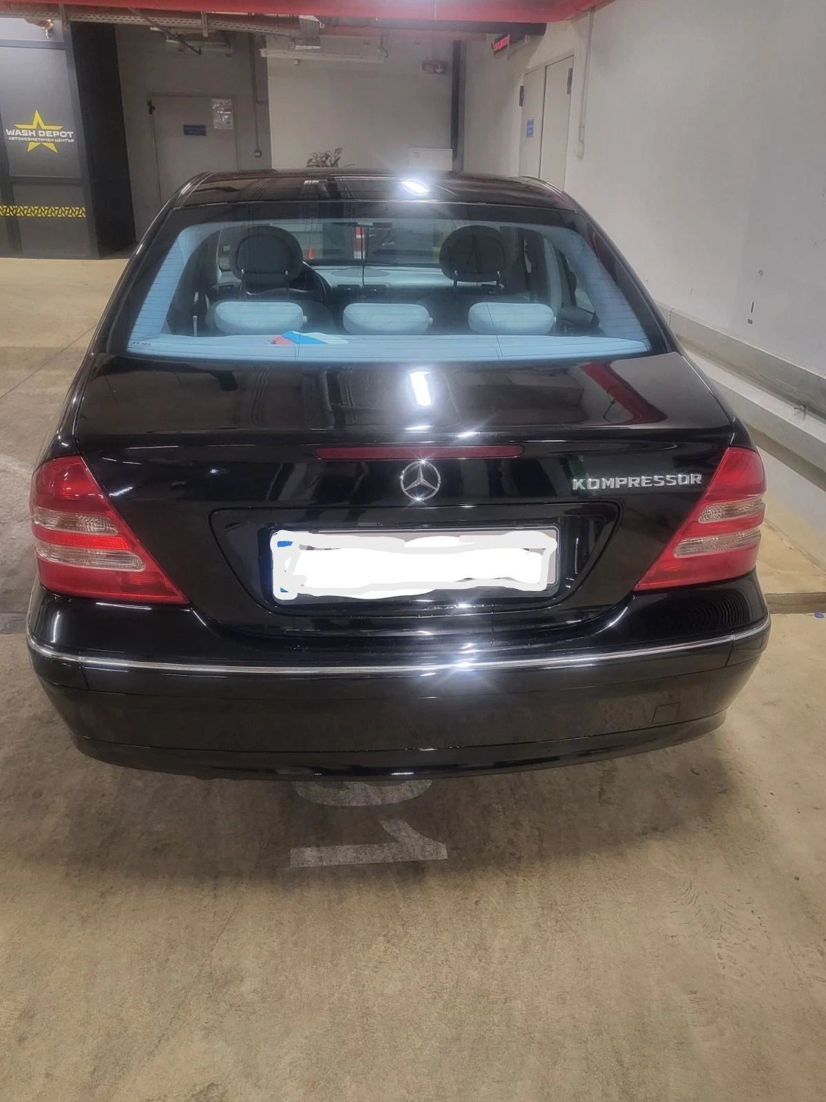 Mercedes-Benz C 180  - изображение 8