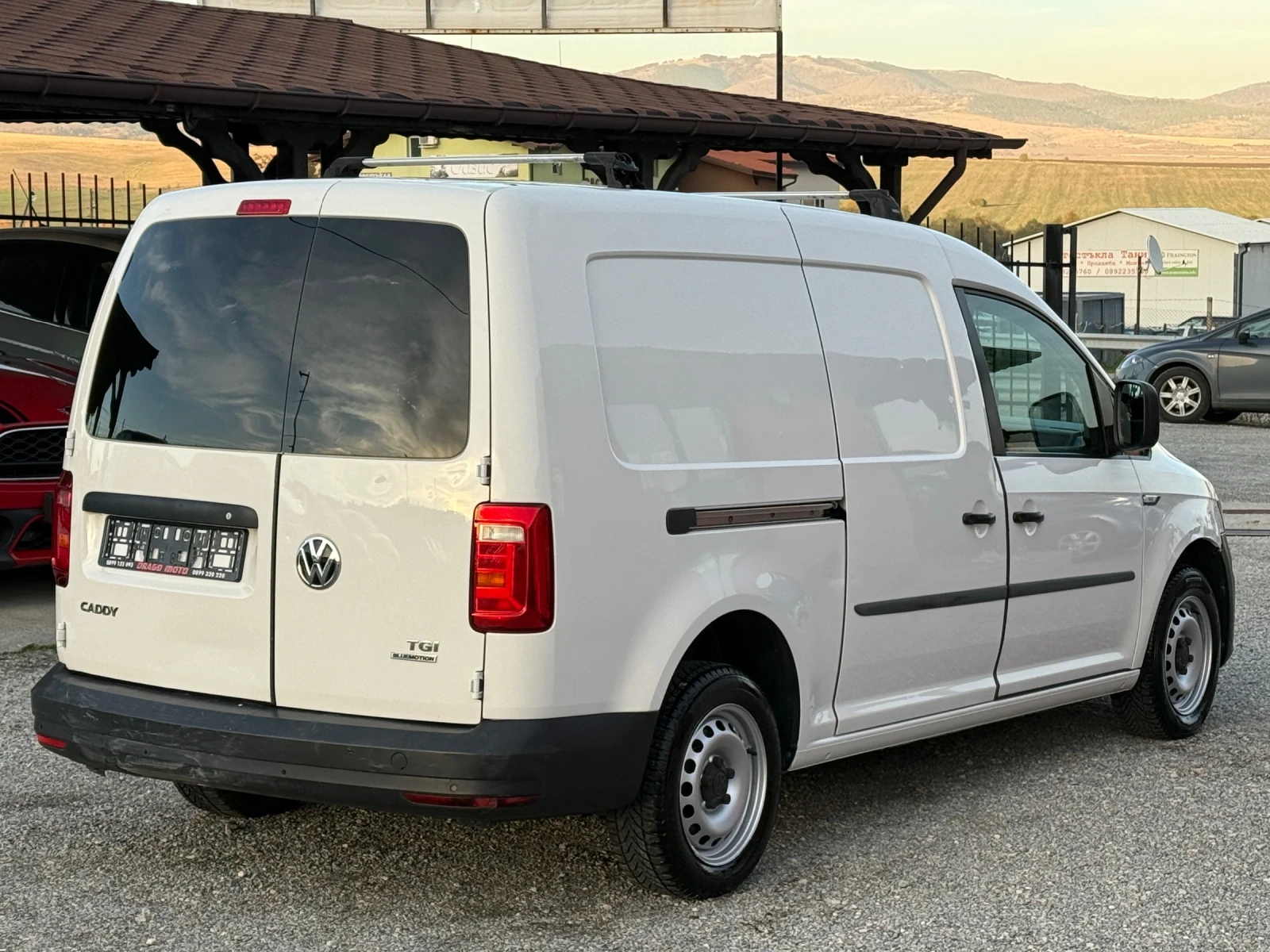 VW Caddy Maxi, 1.4TGi, Фабричен МЕТАН! * 238 000км* Топ! - изображение 6