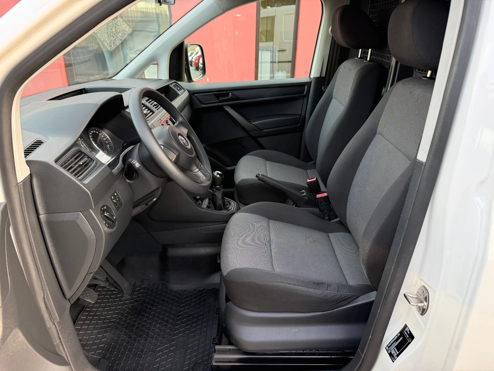 VW Caddy Maxi, 1.4TGi, Фабричен МЕТАН! * 238 000км* Топ! - изображение 9