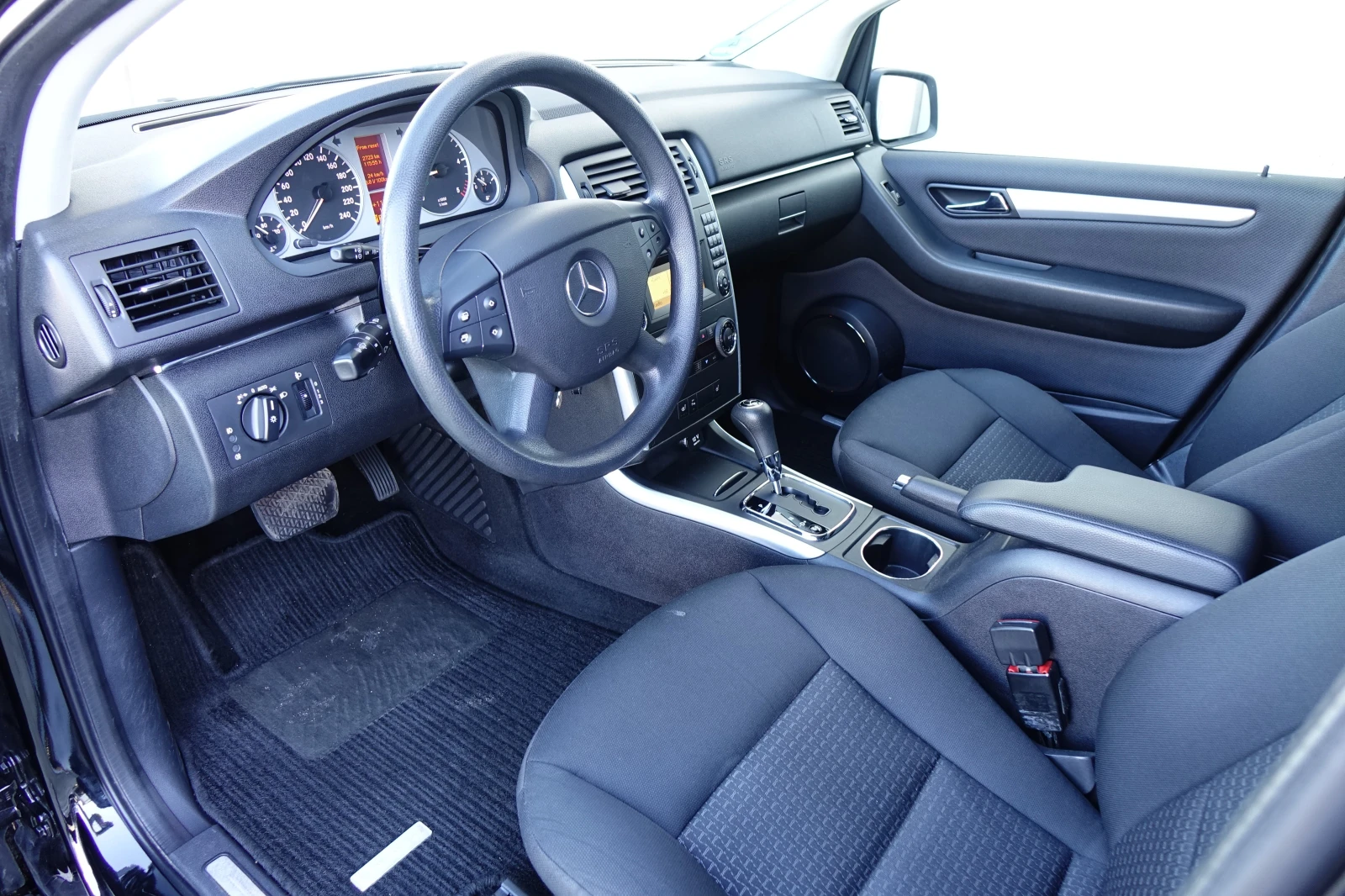 Mercedes-Benz B 180 CDI* *  | Mobile.bg   9