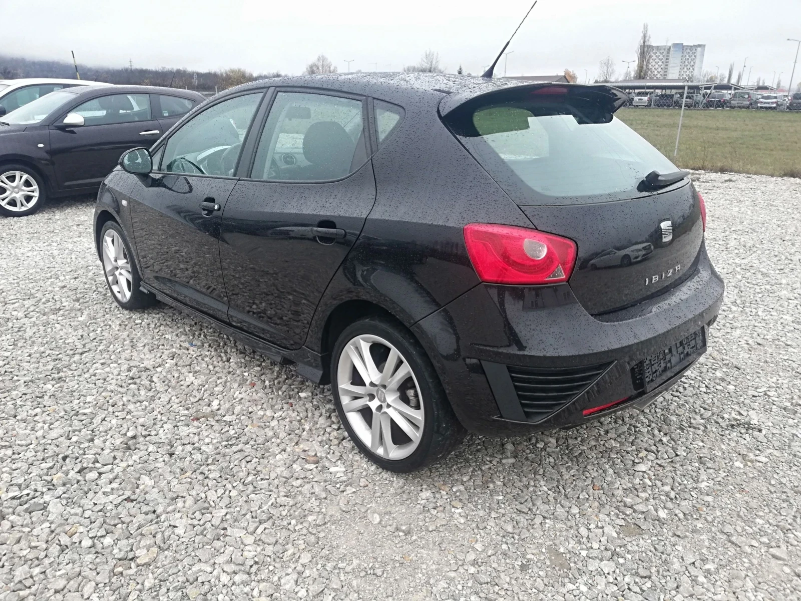Seat Ibiza 1.6i kli navi  IT - изображение 4