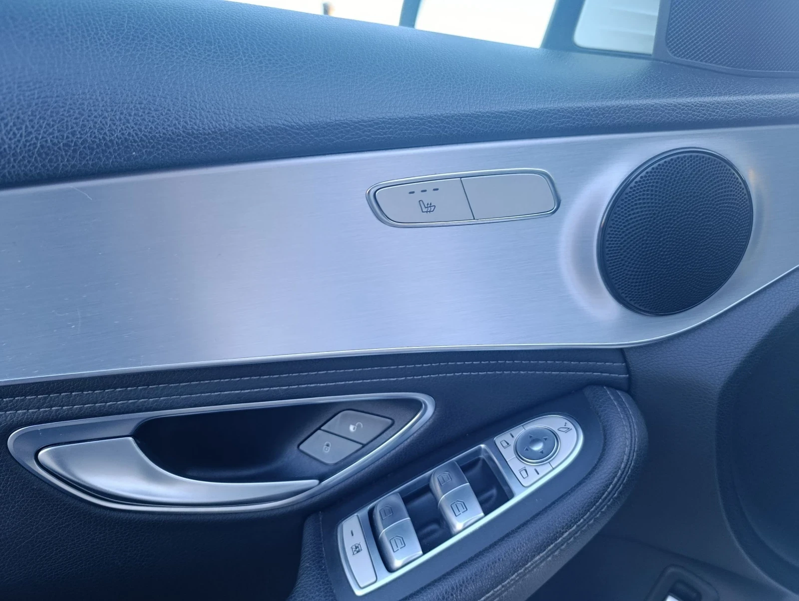 Mercedes-Benz C 220 4 matic panorama full led - изображение 9