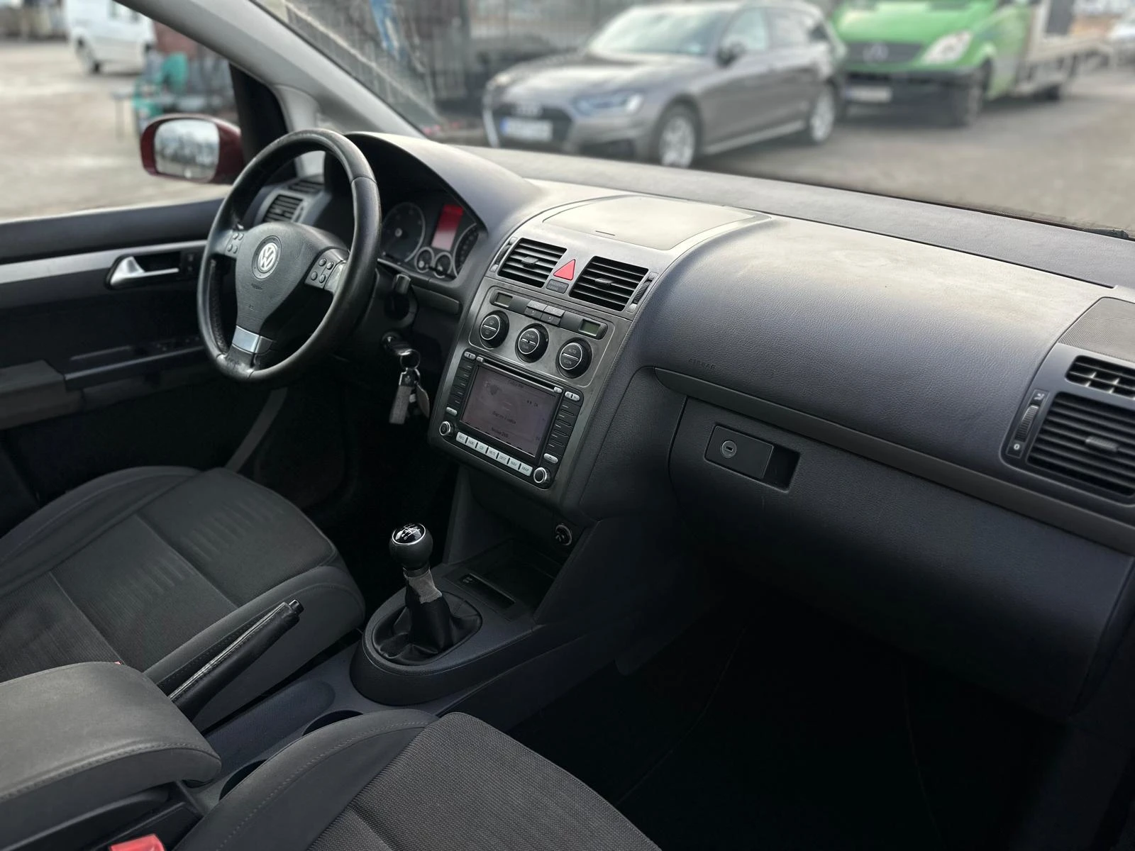 VW Touran / 2.0TDI / 6+ 1 /  | Mobile.bg � ����������� 13