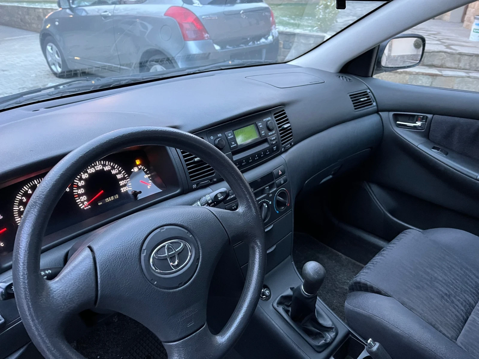 Toyota Corolla 1.6 ТОП СЪСТОЯНИЕ  - изображение 7