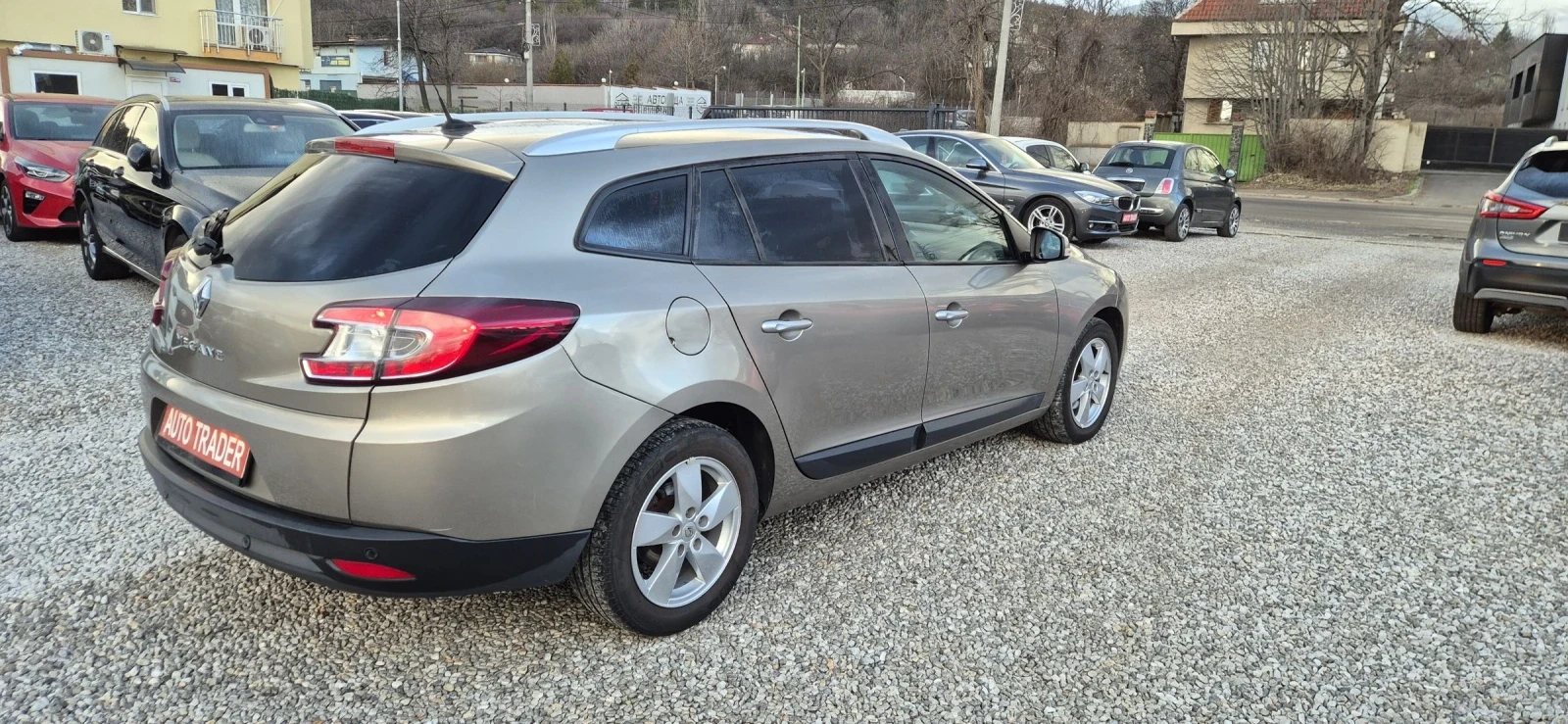 Renault Megane 2.0-140кс.автомат. - изображение 5