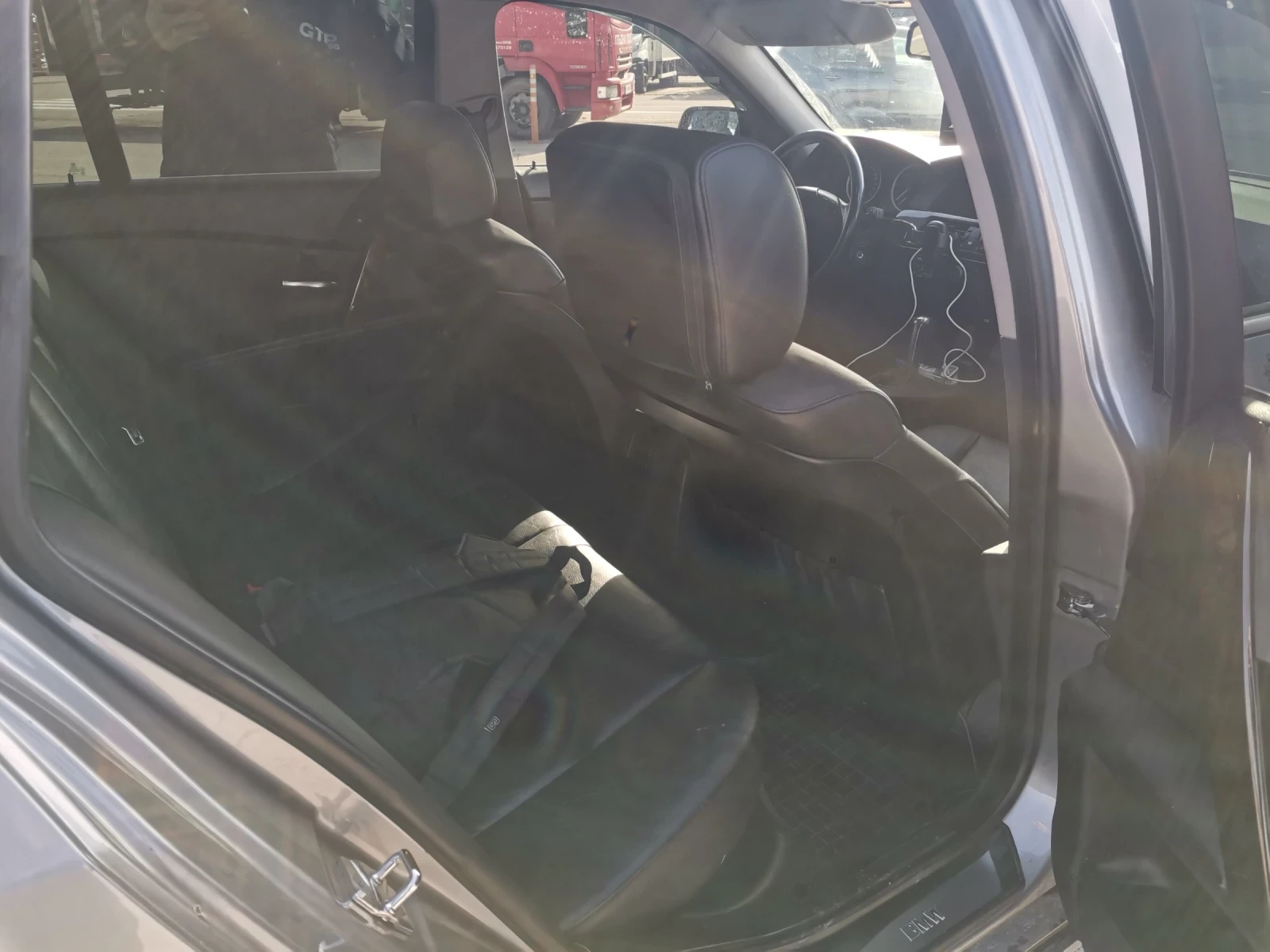 BMW 525 2.5 ТДИ М57 - изображение 10