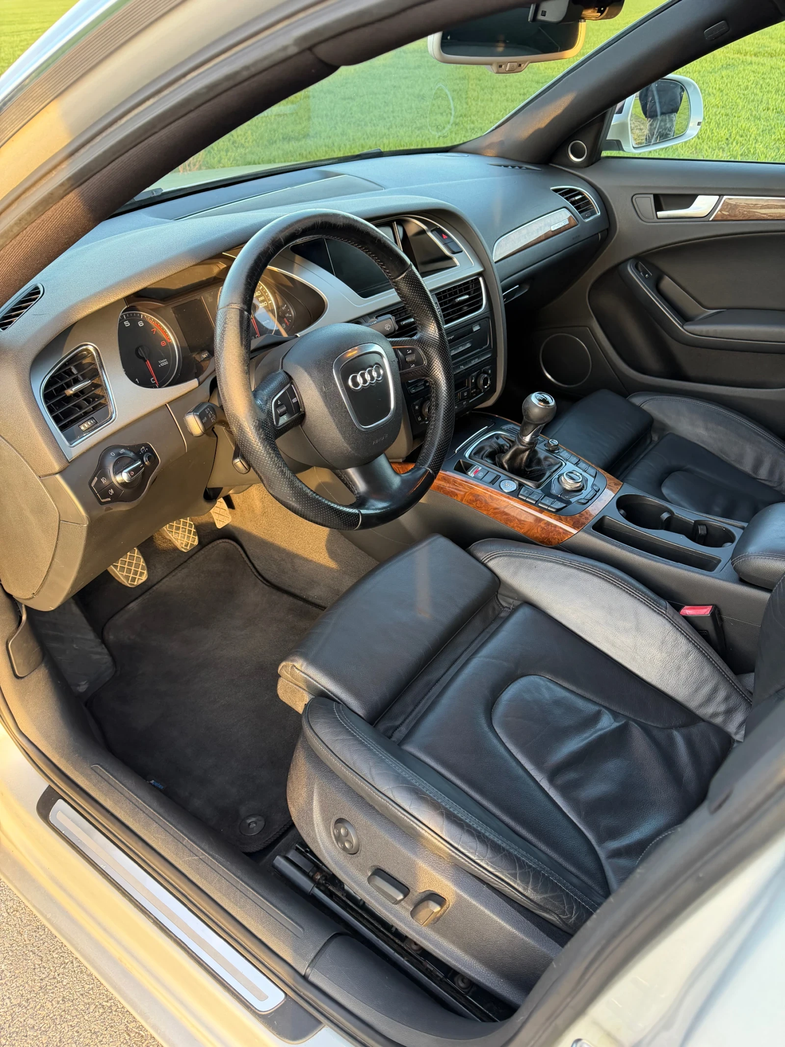 Audi A4 3.2FSI QUATTRO, снимка 10 - Автомобили и джипове - 53773341