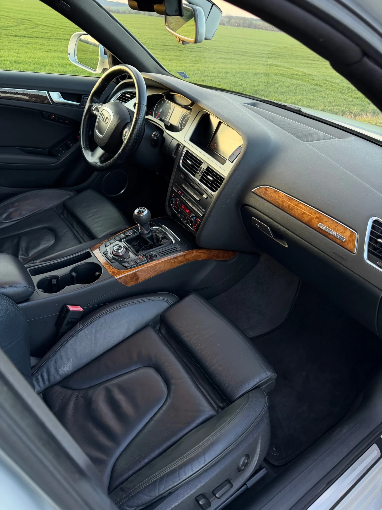 Audi A4 3.2FSI QUATTRO, снимка 13 - Автомобили и джипове - 53773341