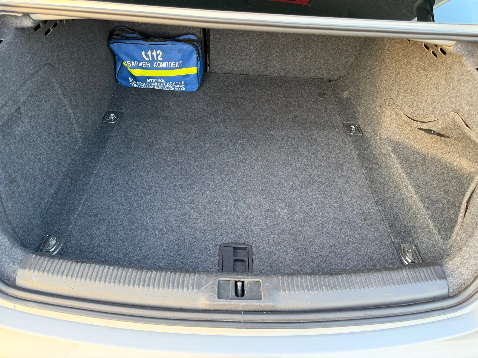 Audi A4 3.2FSI QUATTRO, снимка 17 - Автомобили и джипове - 53773341