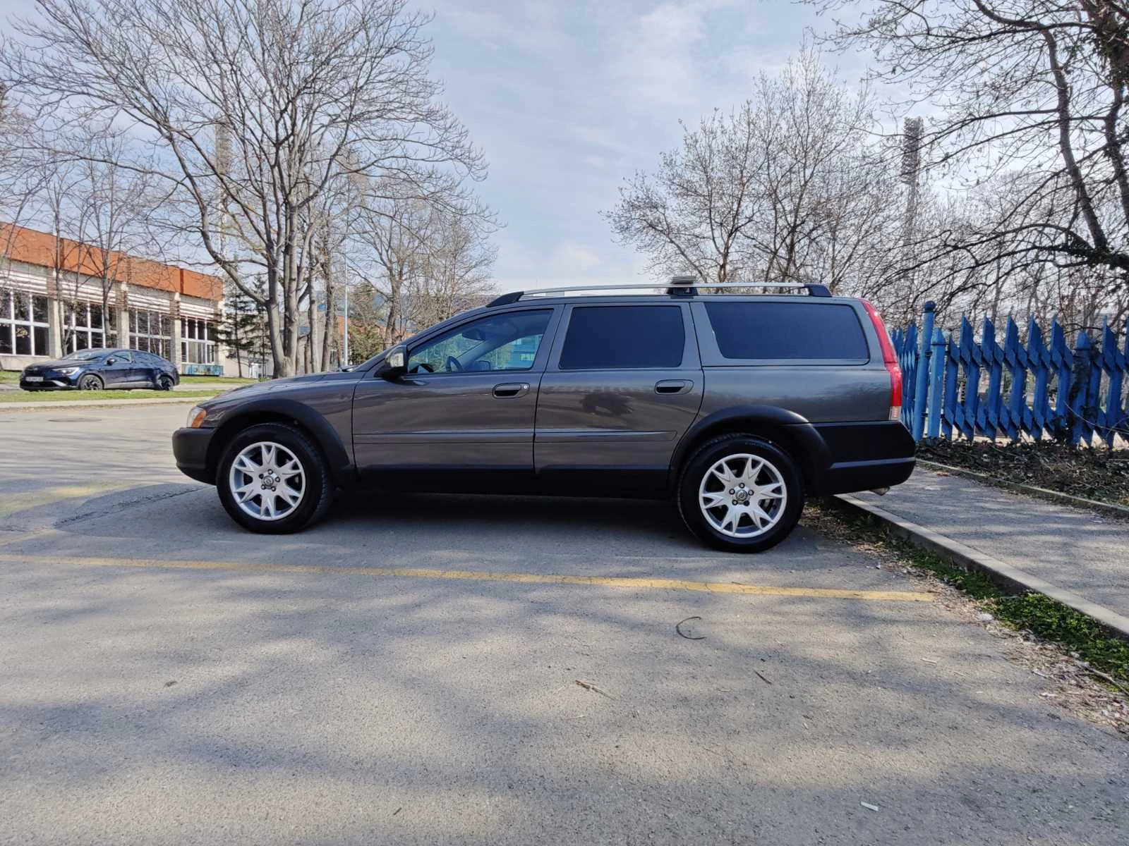 Volvo Xc70 D5, снимка 4 - Автомобили и джипове - 53894079