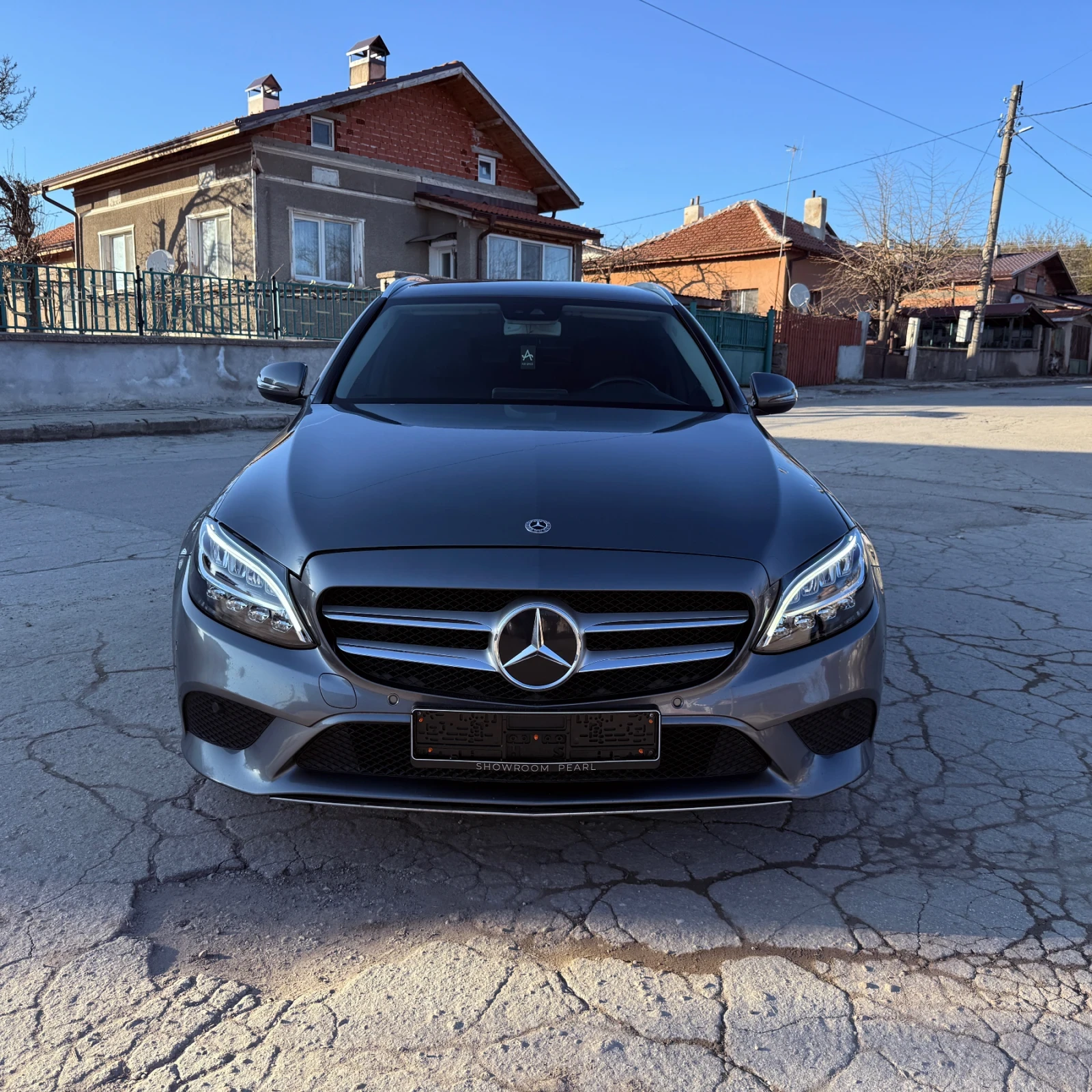 Mercedes-Benz C 220 9 G-tronic / 4 MATIC, снимка 2 - Автомобили и джипове - 53894546