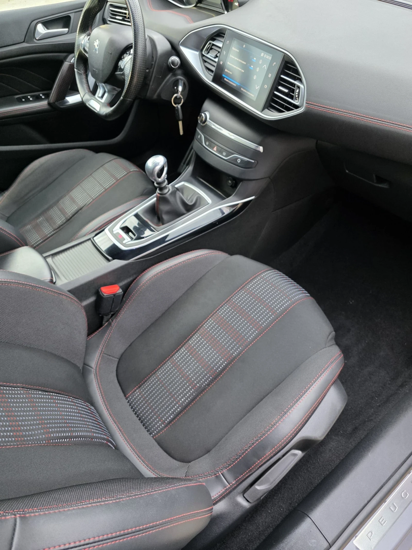 Peugeot 308 GT-Line 1.5 HDi, снимка 9 - Автомобили и джипове - 53978637