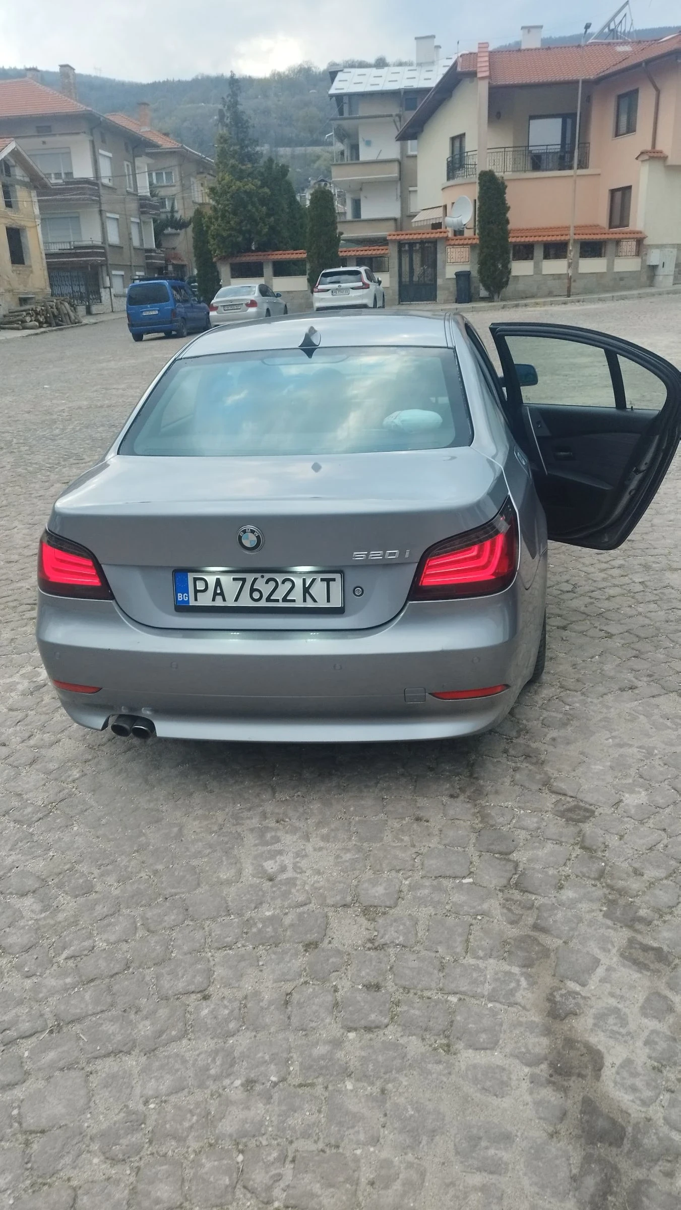 BMW 520, снимка 10 - Автомобили и джипове - 54167956