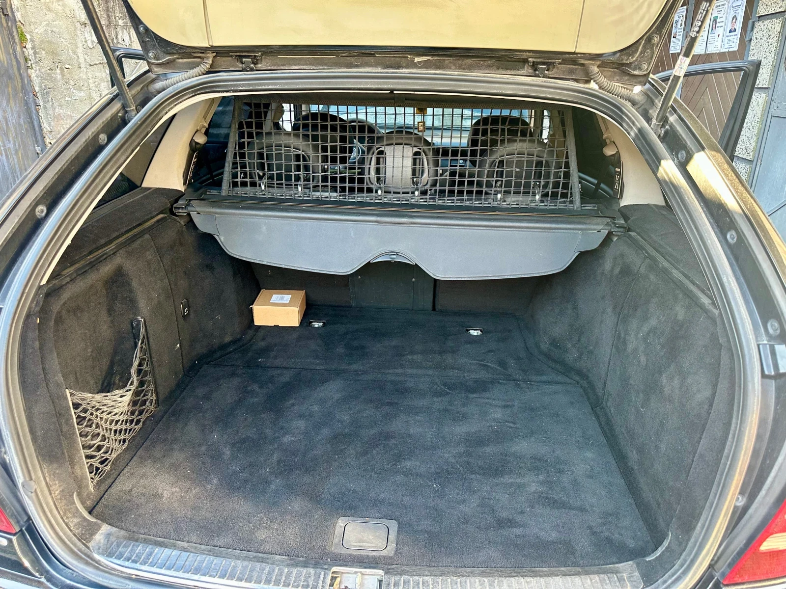 Mercedes-Benz C 320, снимка 9 - Автомобили и джипове - 54691988