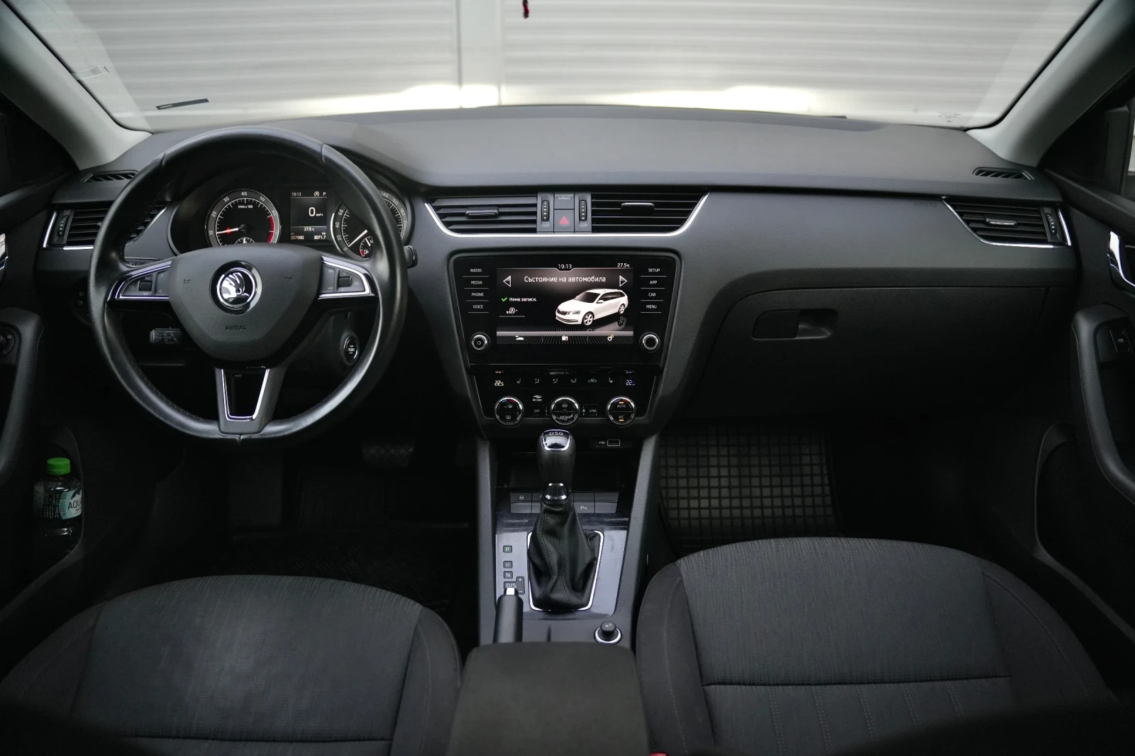 Skoda Octavia 1.5 TSI DSG * Подгрев* Keyless* Сервизна история, снимка 12 - Автомобили и джипове - 54763070