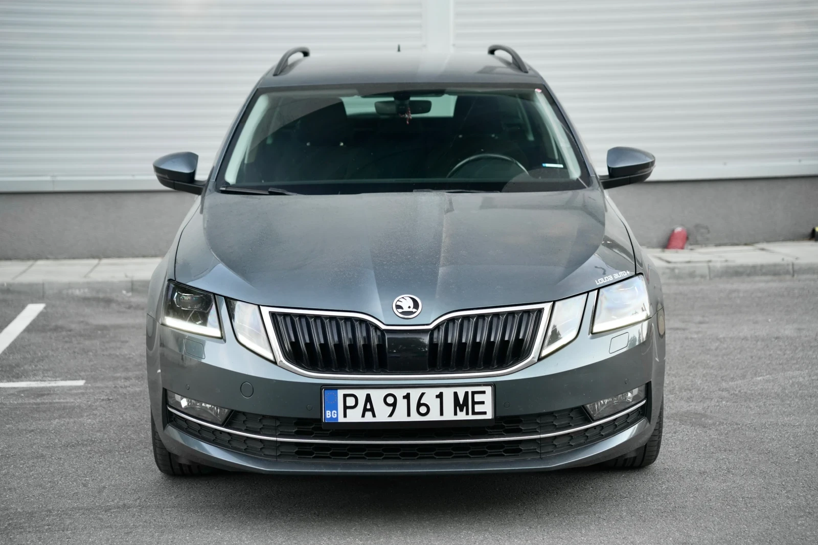 Skoda Octavia 1.5 TSI DSG * Подгрев* Keyless* Сервизна история, снимка 2 - Автомобили и джипове - 54763070