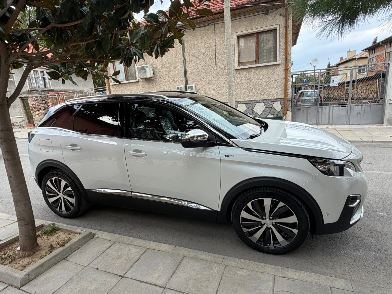 Peugeot 3008 2.0 HDI 180 к.с GT- Line- 360 камери, масаж , снимка 14 - Автомобили и джипове - 56322756