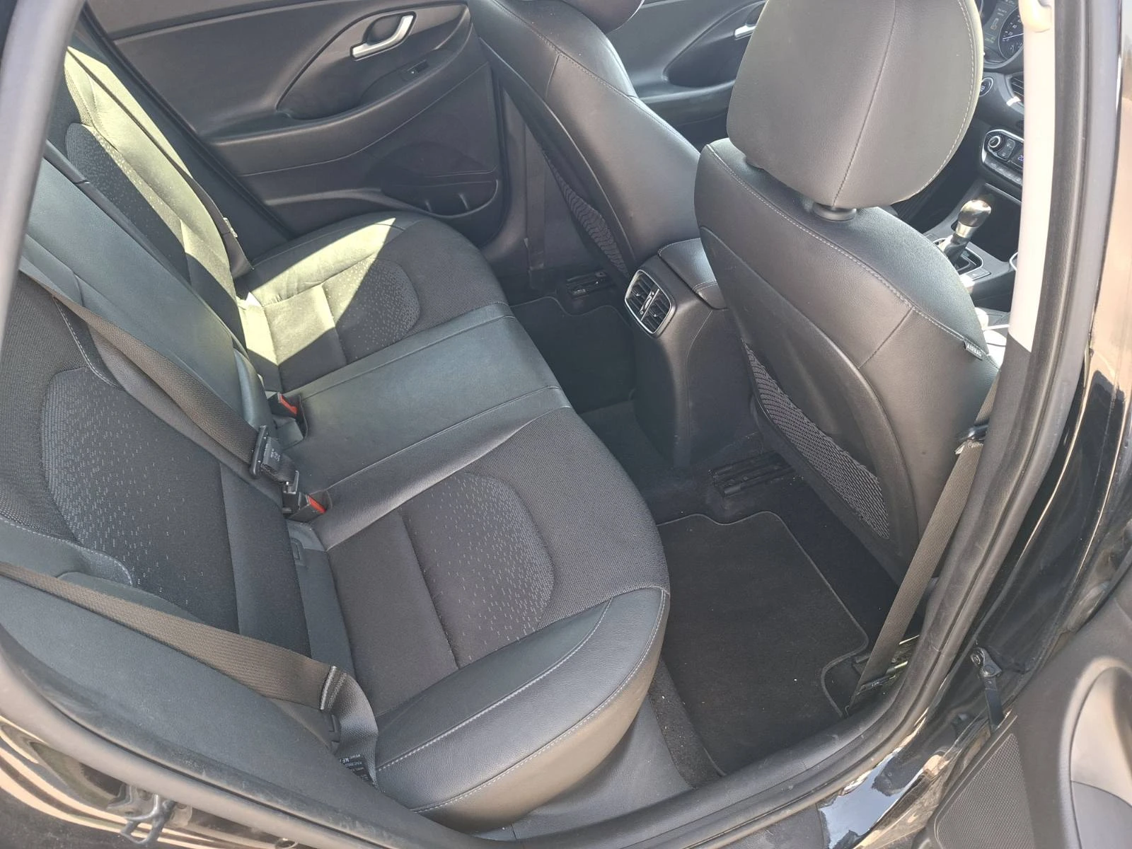 Hyundai I30, снимка 12 - Автомобили и джипове - 55738232