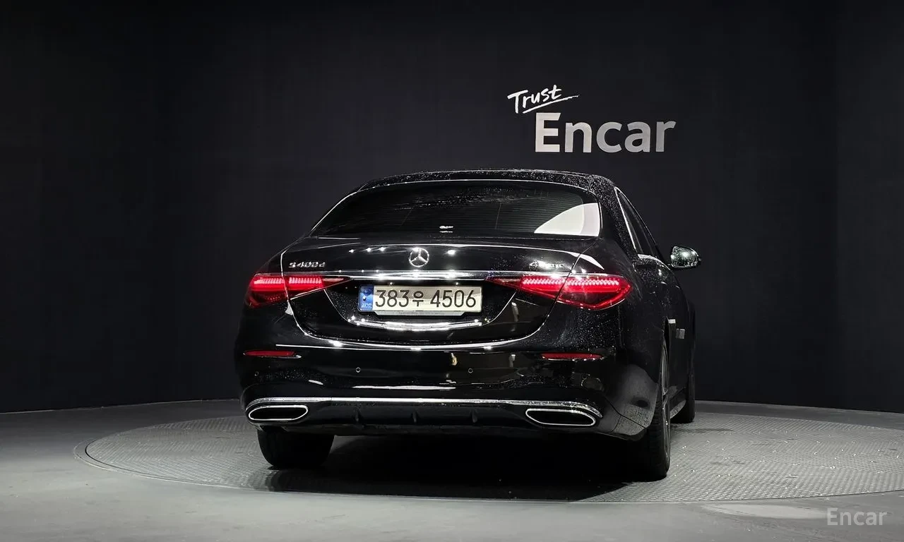 Mercedes-Benz S 400 Digital Light* Burmester* Driving Assistance, снимка 4 - Автомобили и джипове - 55856807