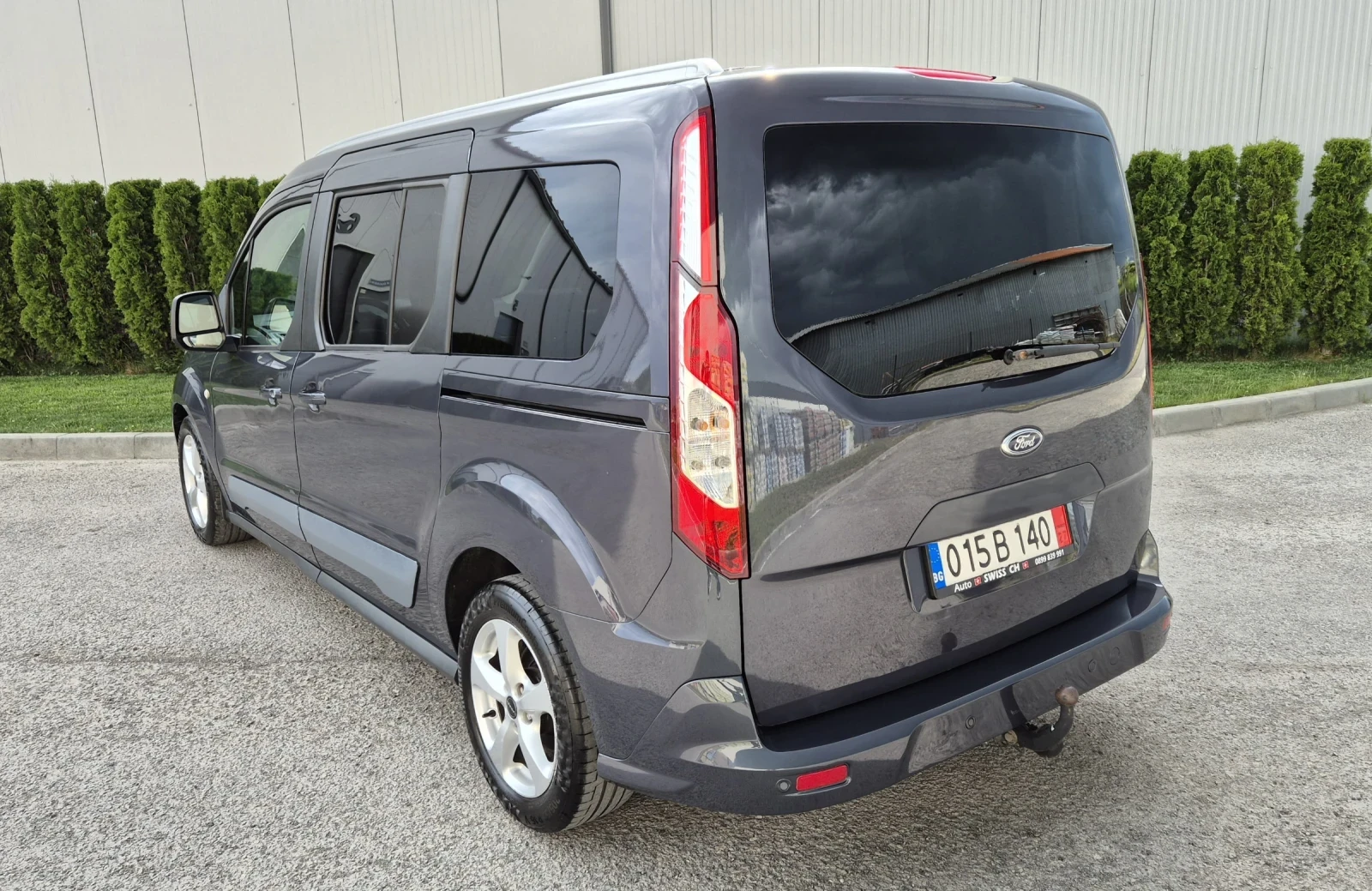 Ford Tourneo Connect 1.6 Avtomatic, снимка 7 - Автомобили и джипове - 55878349