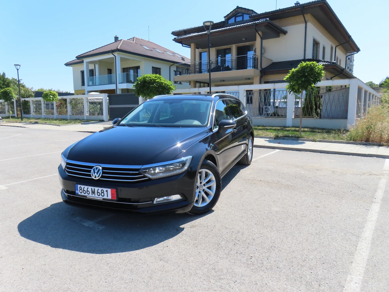 VW Passat B8 2.0 TDI DSG / DIGITAL / ACC / CAMERA / PARK ASS