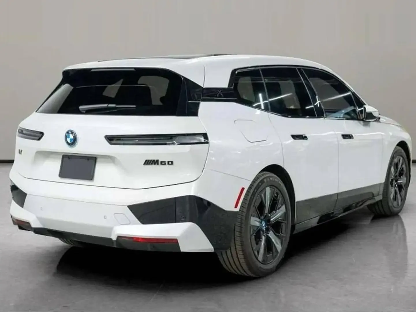 BMW iX * �50* x-drive* distronic* pano* �������* HUD* ��� | Mobile.bg � ����������� 2