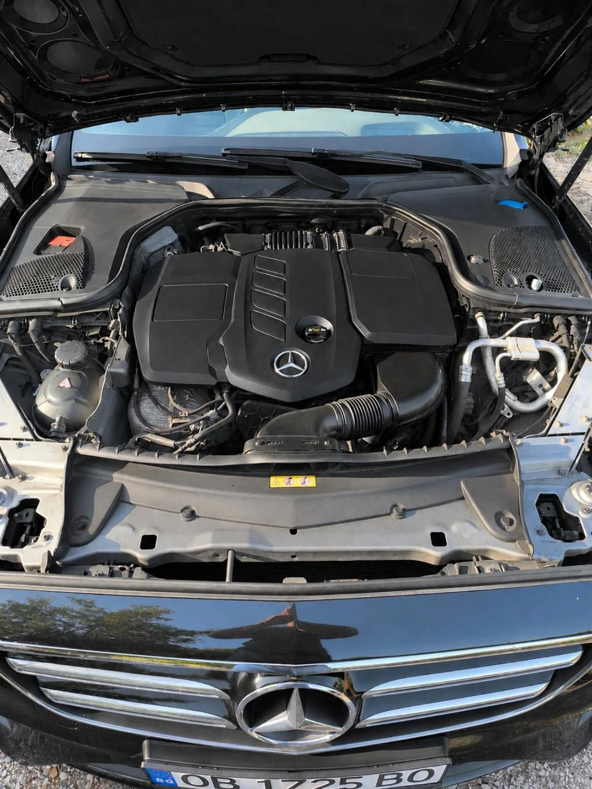 Mercedes-Benz E 220, снимка 5 - Автомобили и джипове - 56011542