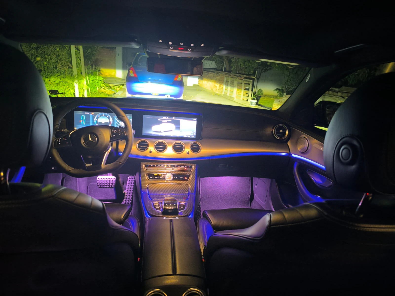 Mercedes-Benz E 220, снимка 10 - Автомобили и джипове - 56011542