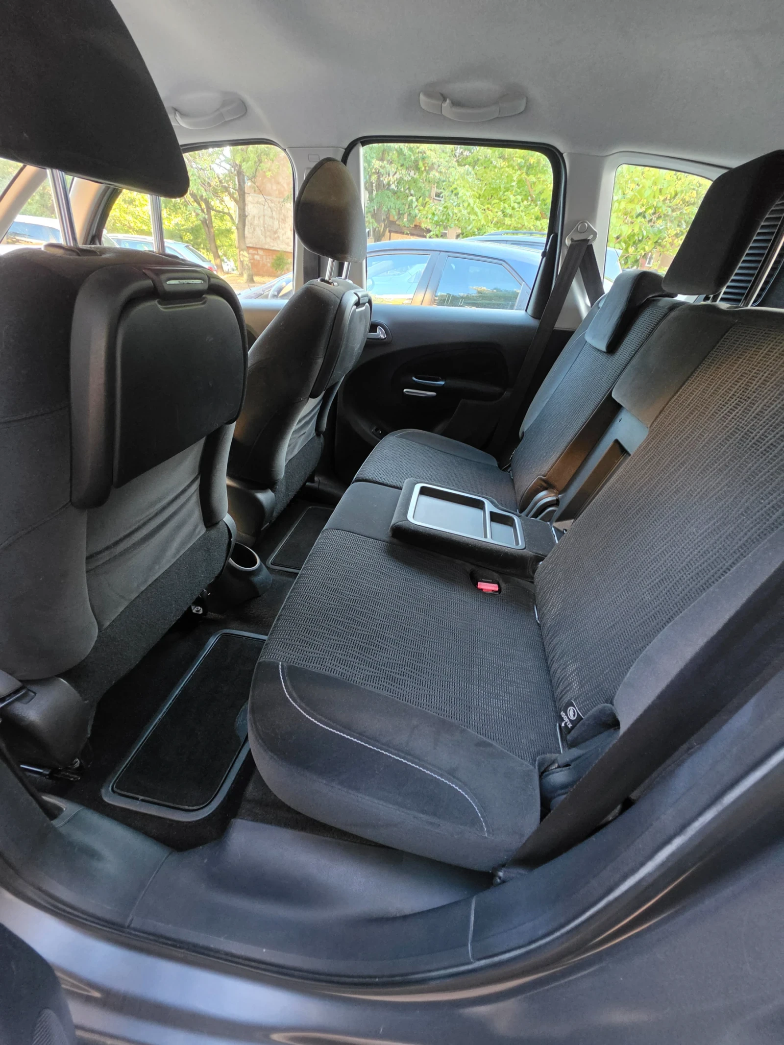 Citroen C3 Picasso, снимка 7 - Автомобили и джипове - 56248367