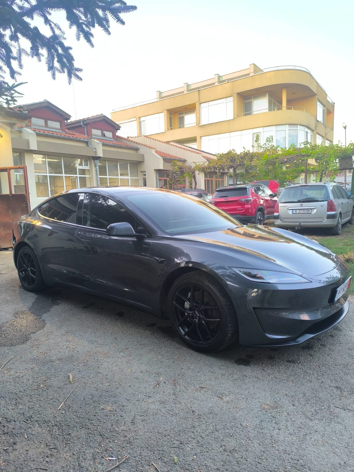 Tesla Model 3 Long Range Dual Motor, снимка 2 - Автомобили и джипове - 56347936