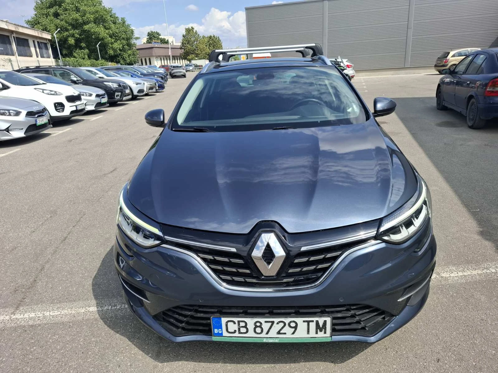 Renault Megane 1.5 dci, снимка 2 - Автомобили и джипове - 56512776